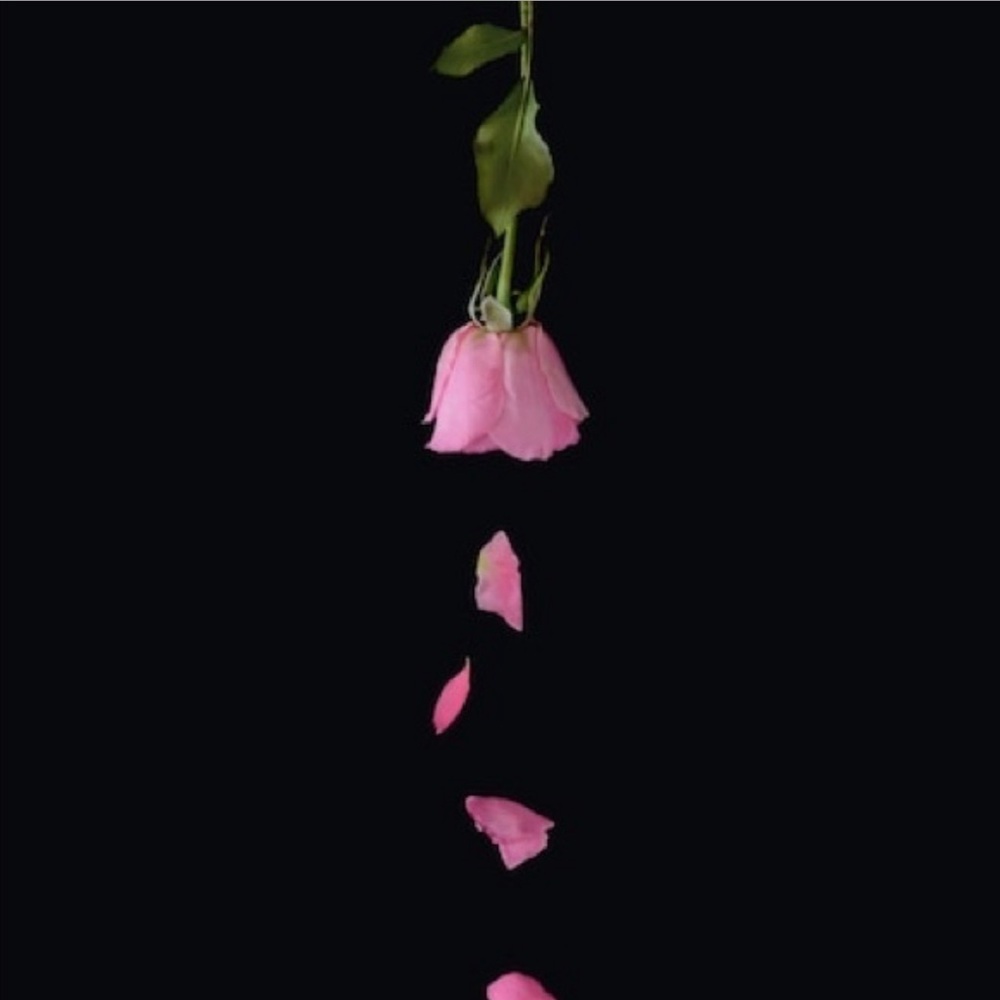 R .